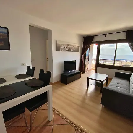 Paradise Ocean View Apartman