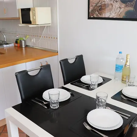 Paradise Ocean View Apartman *