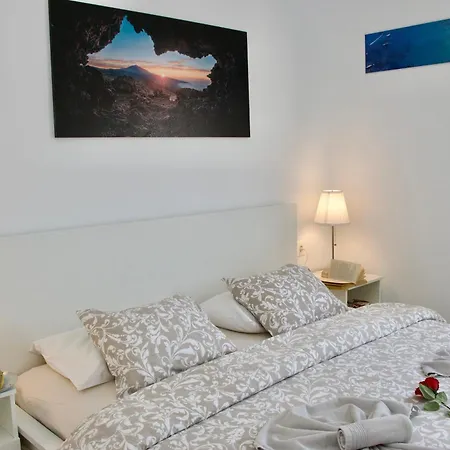 Paradise Ocean View Apartmán