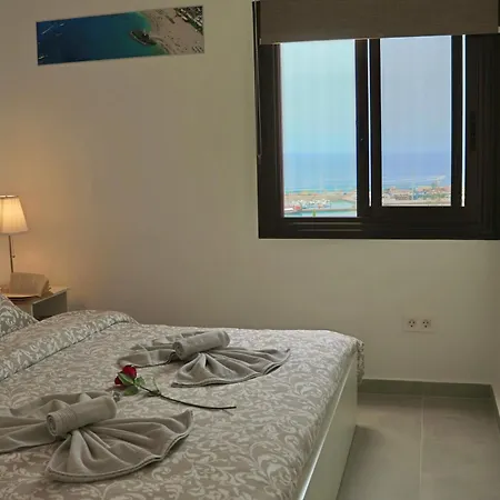 Paradise Ocean View * 로스크리스티아노스